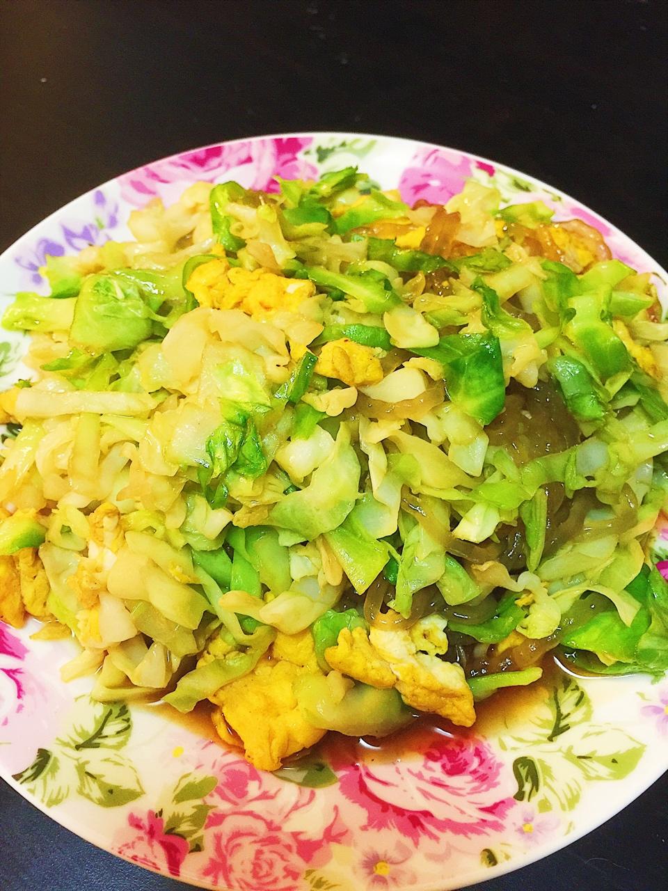 包菜炒粉丝