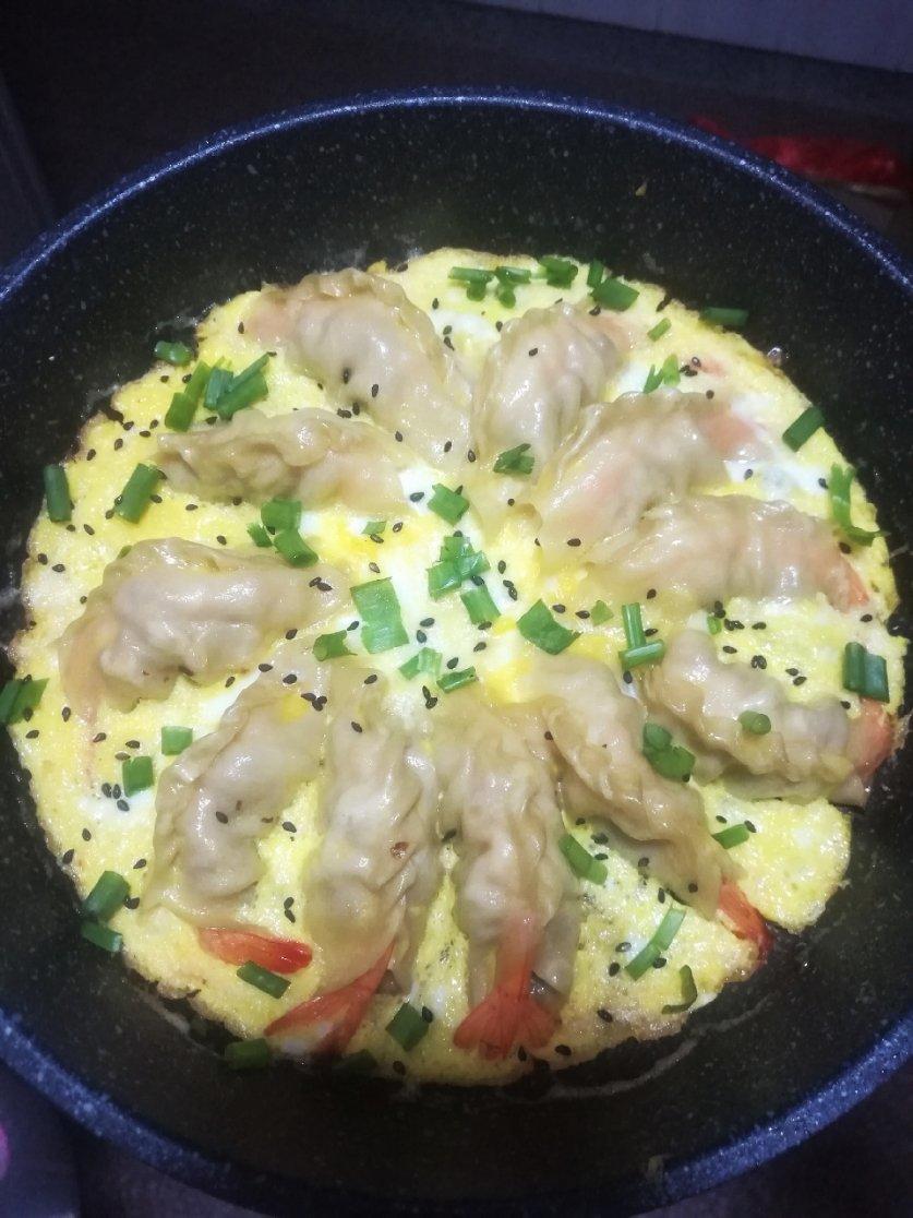整只大虾抱蛋煎饺