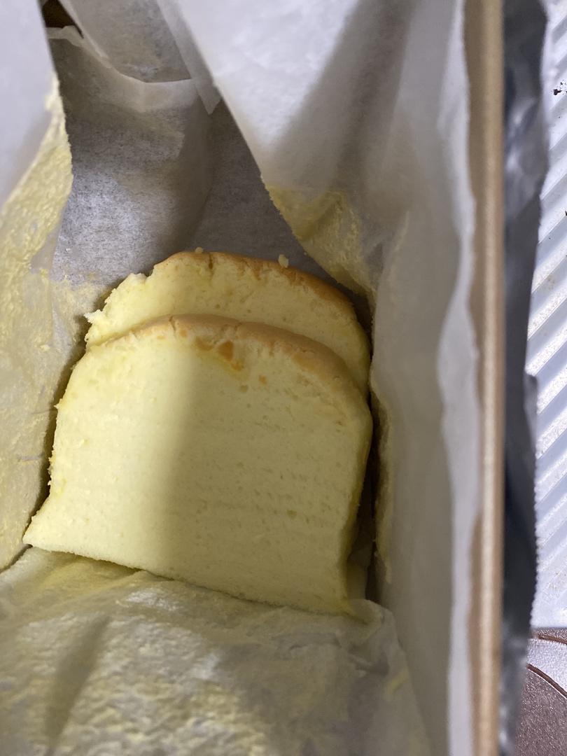 堪比柯基屁股
爆浆芝士🧀古早蛋糕