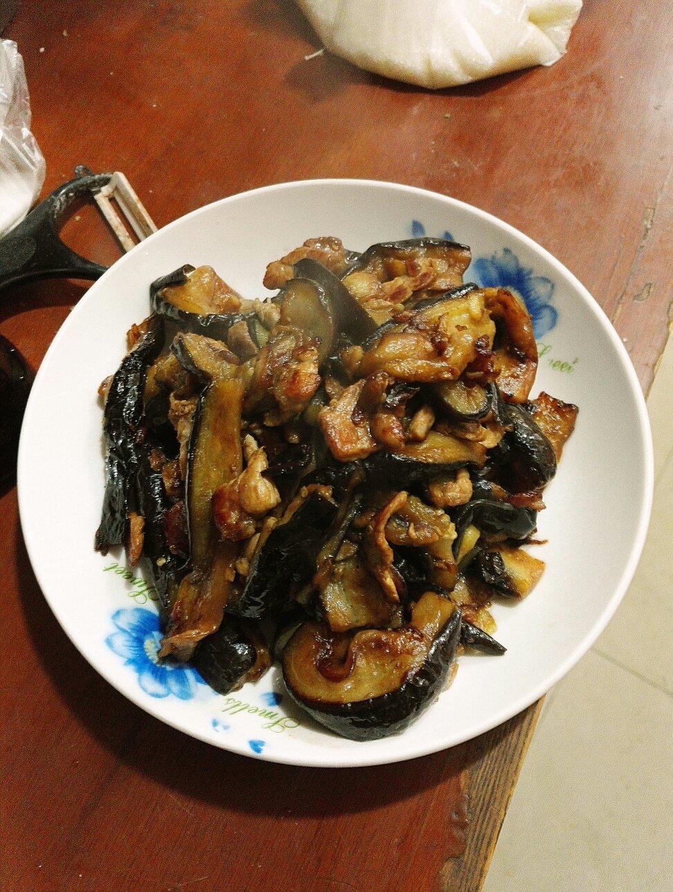 老丁的私房菜-油焖茄子