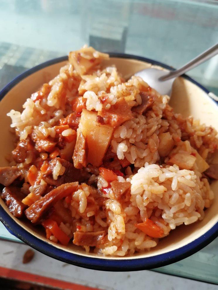 土豆焖饭（电饭锅版）