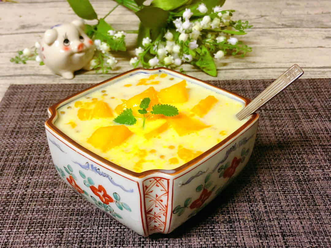 浮世清欢7027做的港式甜品杨枝甘露芒果西米露附芒果花切法