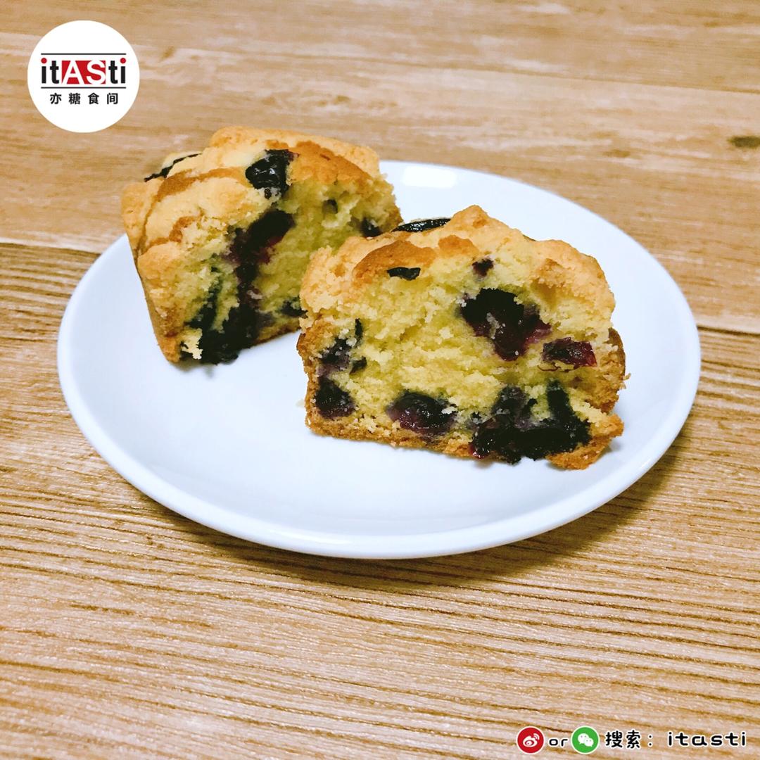 蓝莓酥粒蛋糕（视频详细步骤）