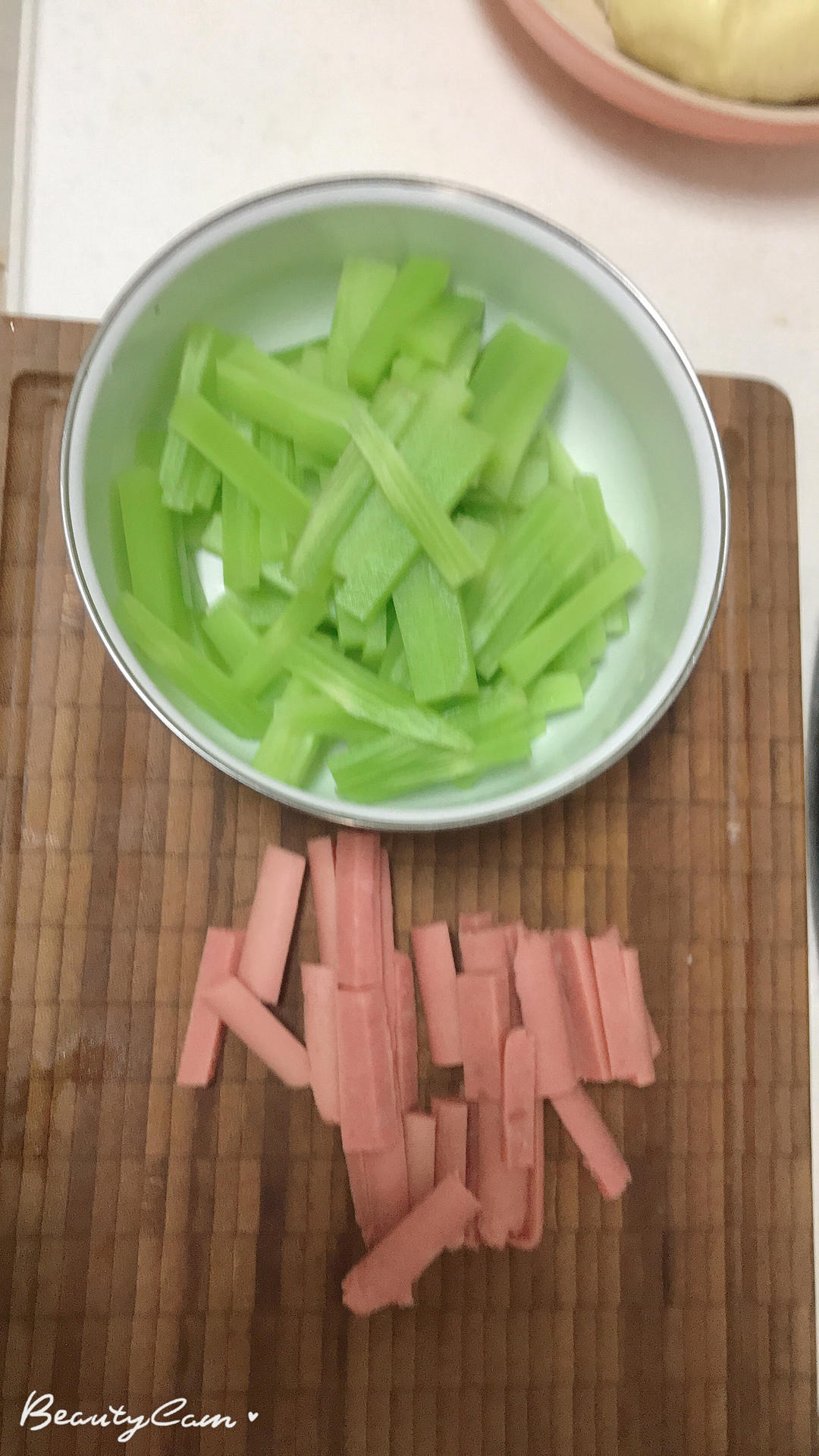 鲜🉐️掉眉毛的莴笋炒火腿