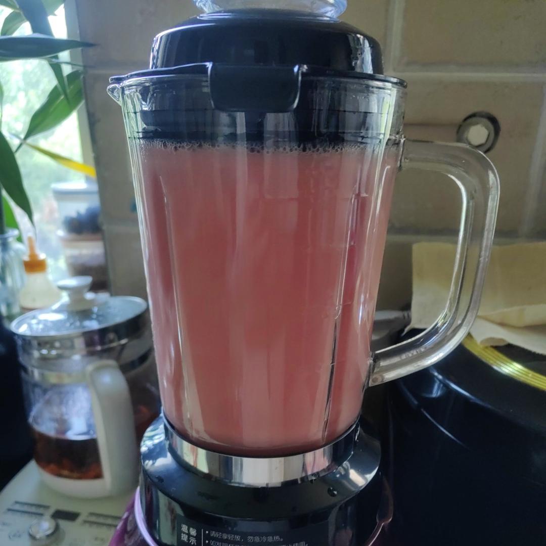 鲜榨番石榴汁🍸 活力低卡🍉瘦身养颜就喝它