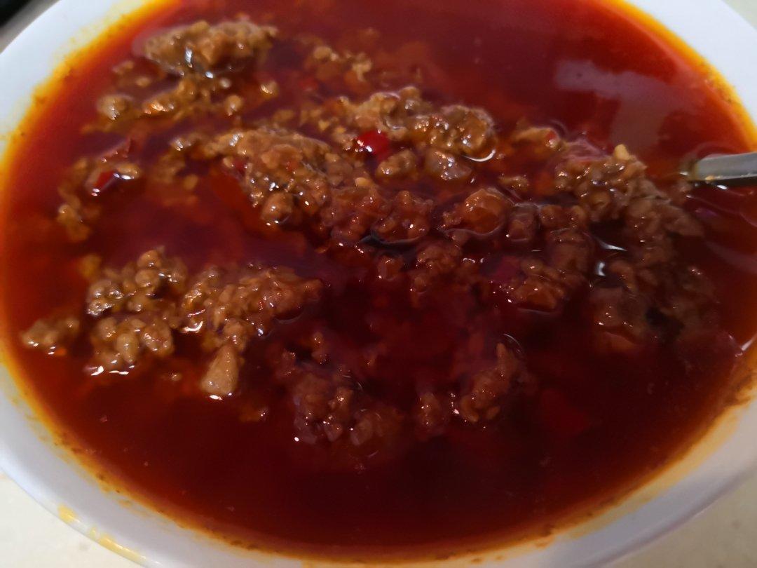 四川牛肉哨子面