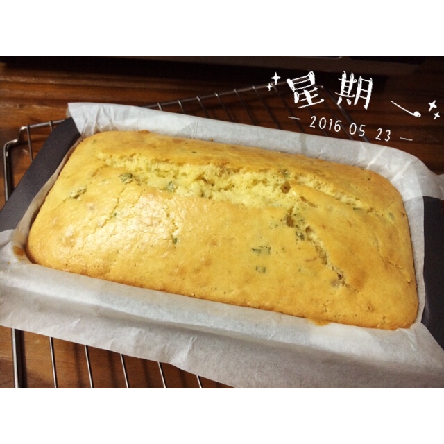 香葱肉松咸蛋糕，中粉版，比稻香村滴紫菜肉松好次~