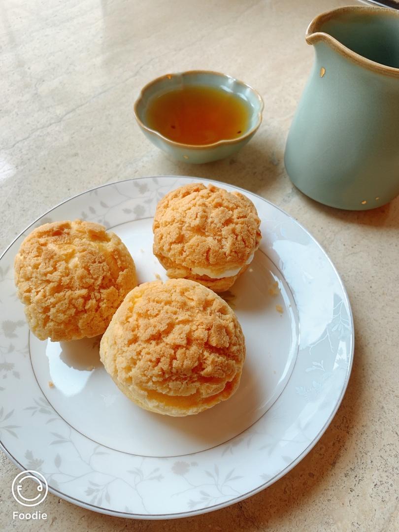 酥皮奶油泡芙--#皮黑森林#