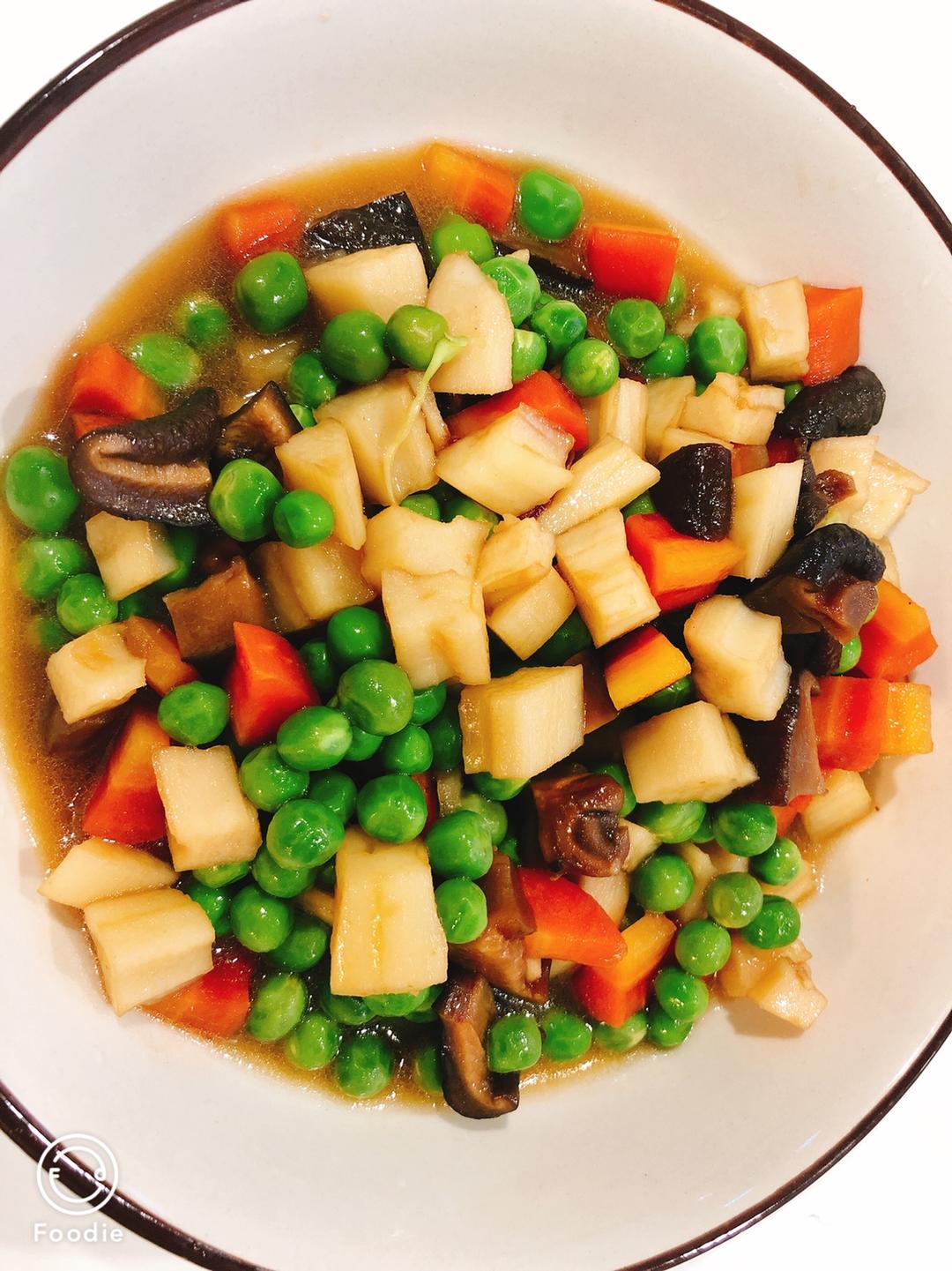 五彩糖醋藕丁~孩子们的菜菜的做法