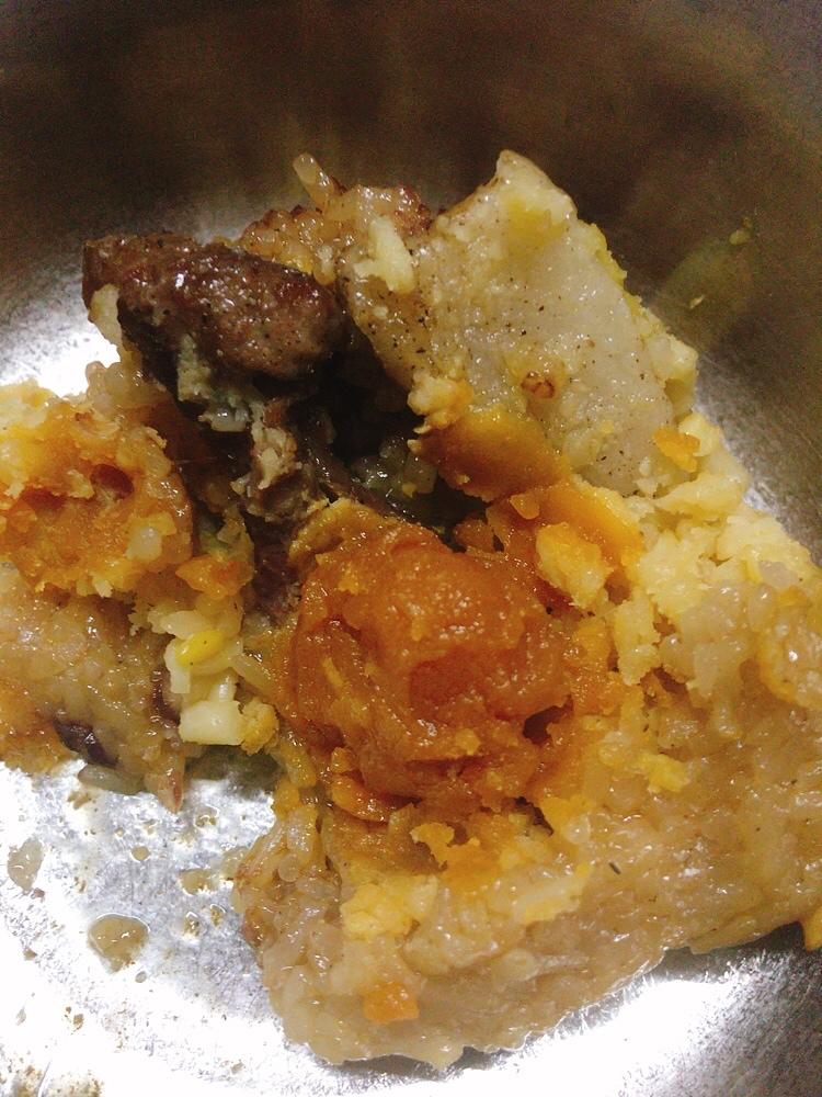 蛋黄肉粽