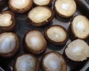 创意香菇蛋挞的做法 步骤2