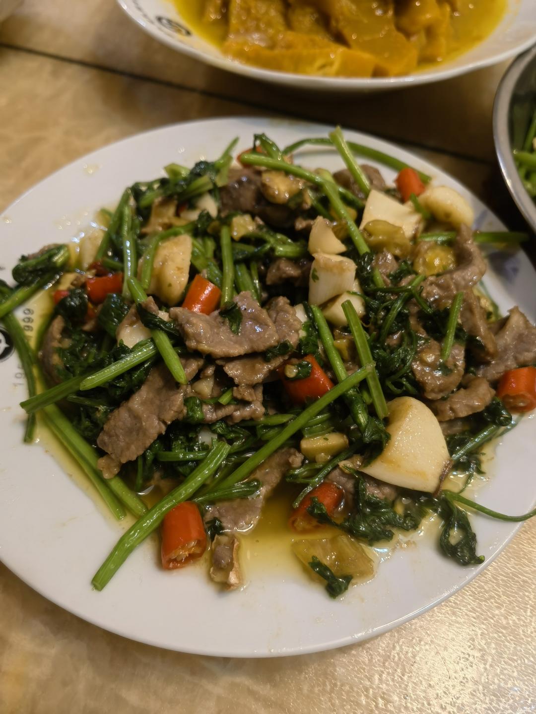 小炒黄牛肉，肉嫩味香！太好吃了简直是米饭杀手！