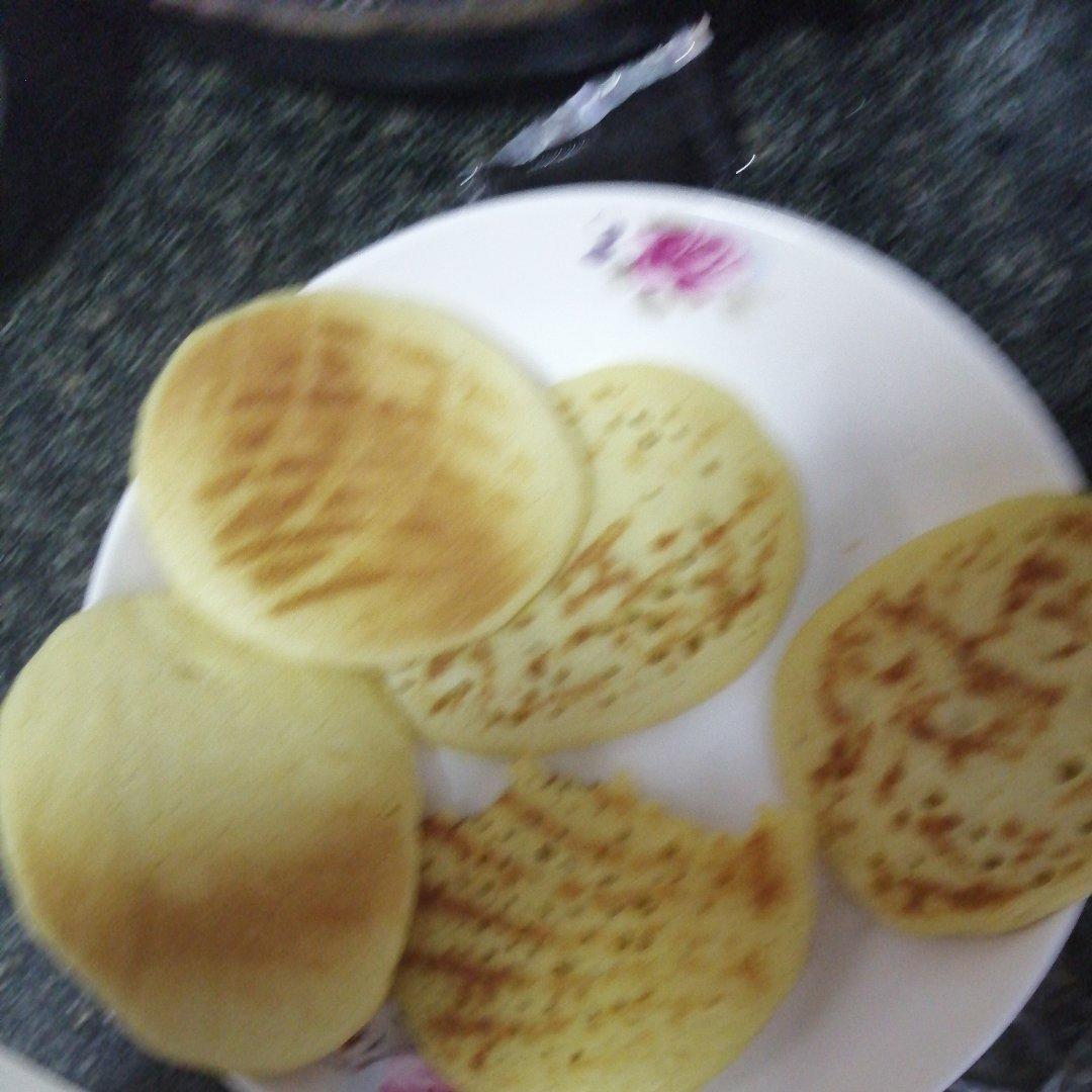 玉米面松饼，早起5分钟搞定，又软又健康