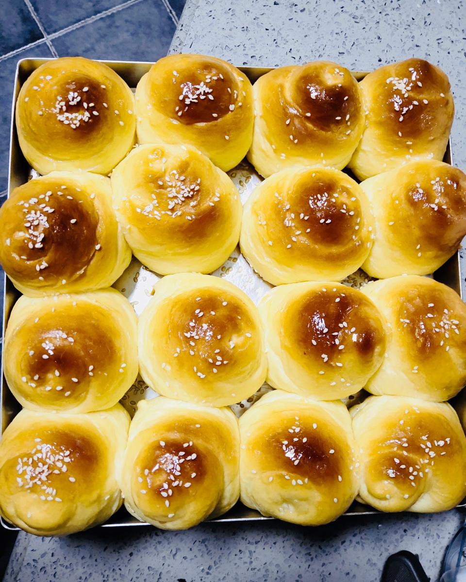 蜂蜜脆底小面包