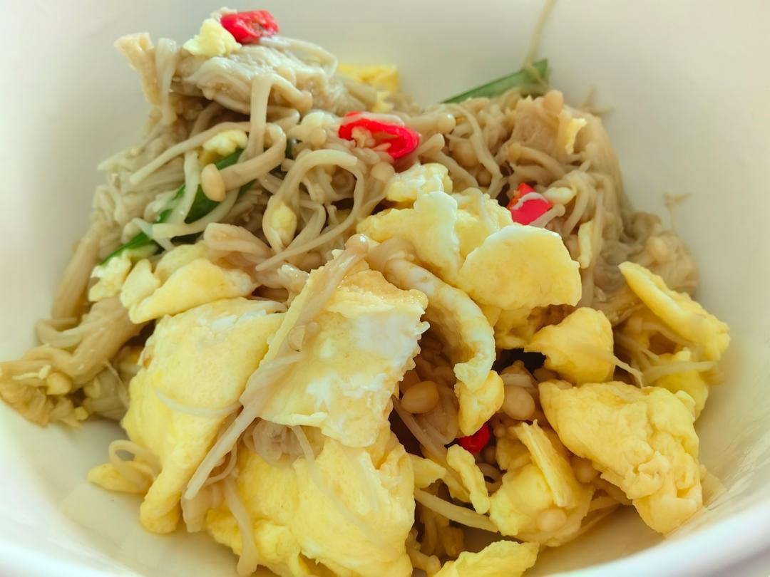 金针菇炒鸡蛋