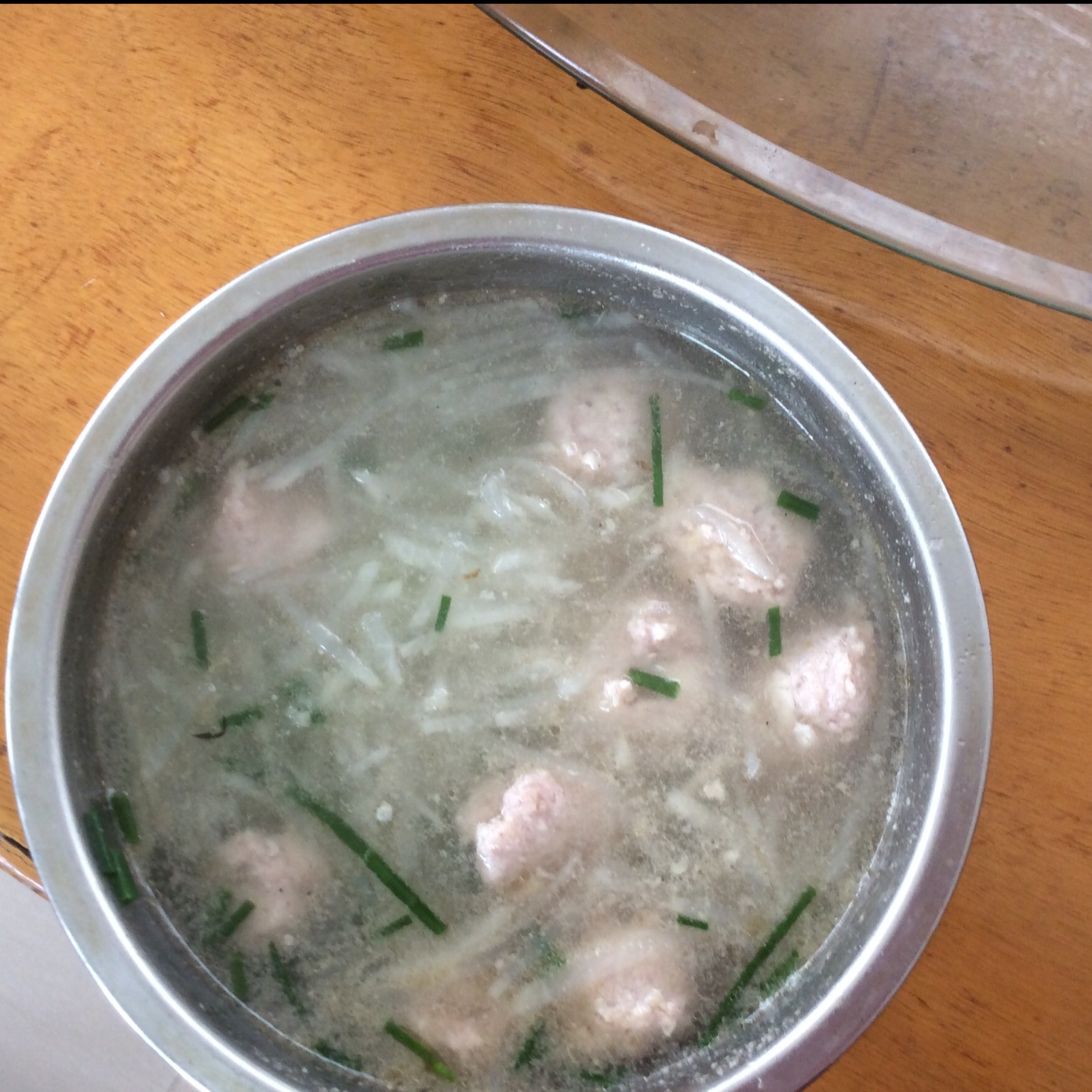 【10分钟系列】白萝卜豆腐圆子汤