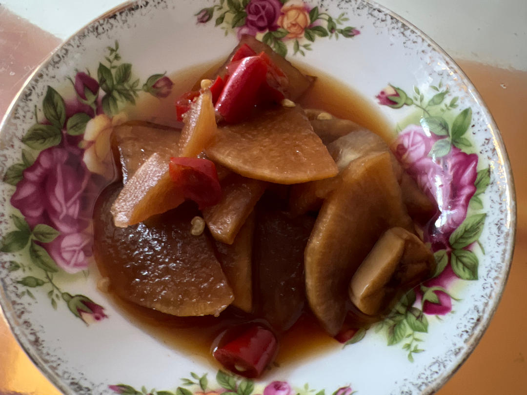 酸辣脆爽的萝卜，当零食都非常好