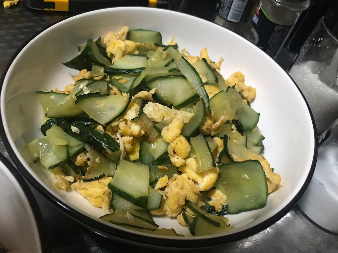 黄瓜炒鸡蛋