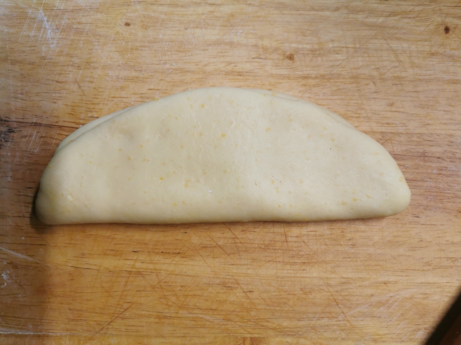 椰蓉心形面包的做法 步骤5
