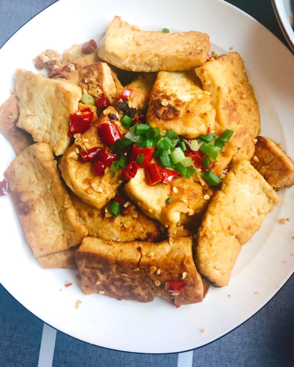 家常菜-香煎豆腐