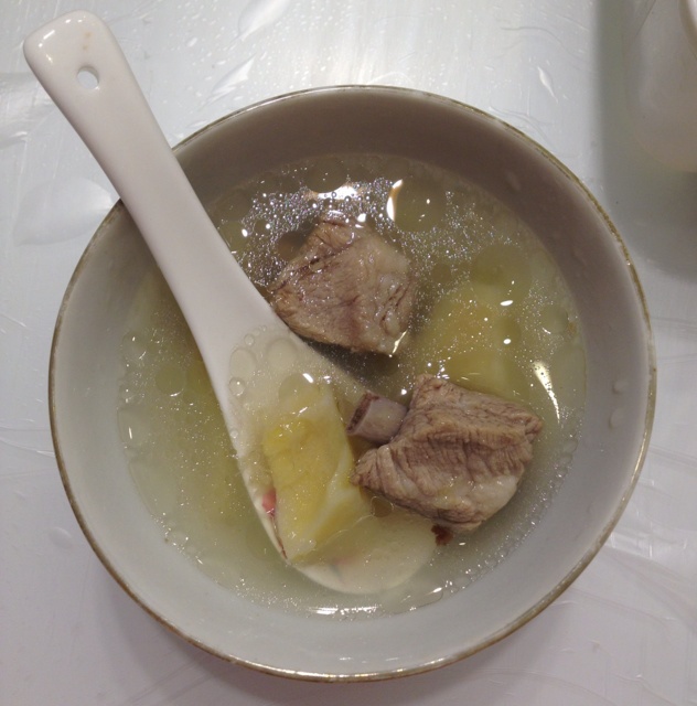 榴莲壳排骨汤