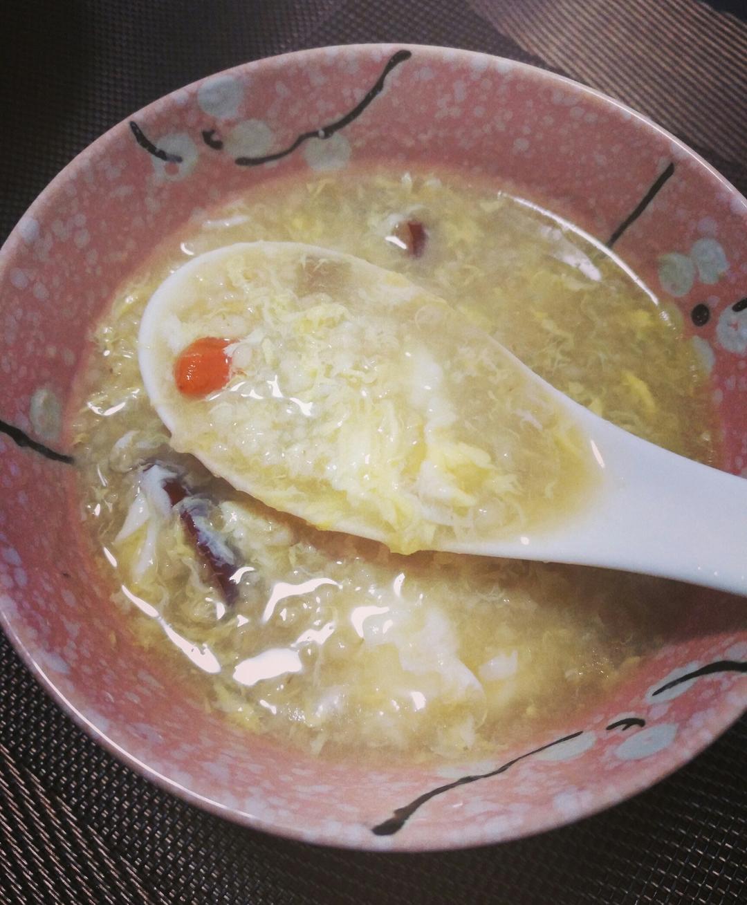 枸杞红枣燕麦粥的做法