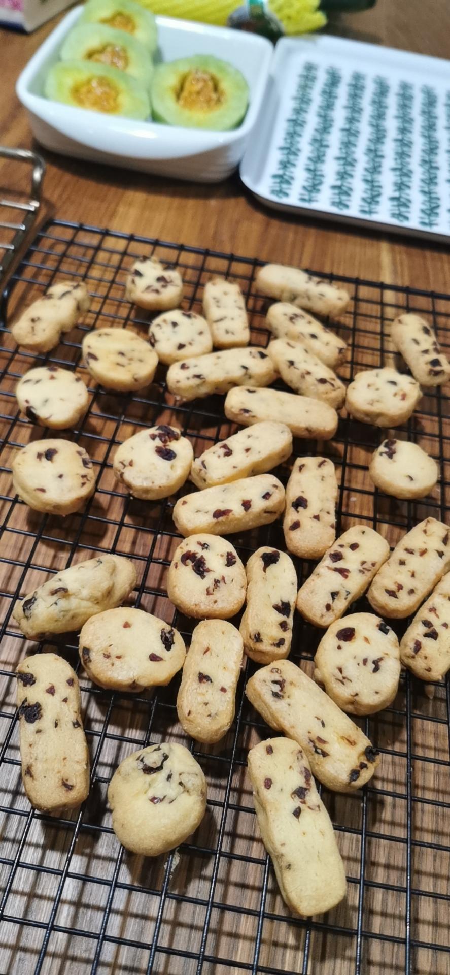 蔓越莓曲奇•香而不腻、酥脆微甜（减糖版宝宝零食）