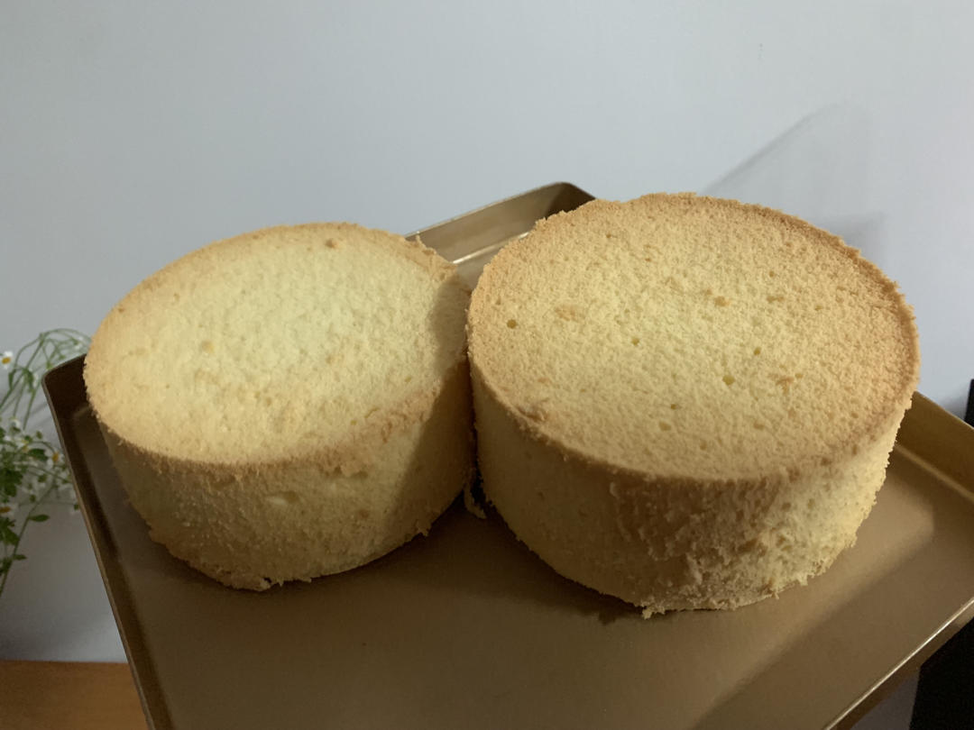 六寸戚风蛋糕（让戚风不再气疯～）