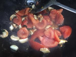 番茄鱼片汤的做法 步骤2