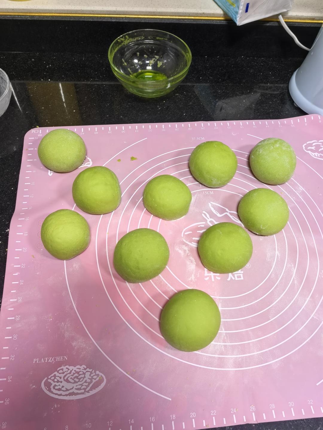 菠菜汁加了它 馒头颜色翠绿不变色 附细节视频详解