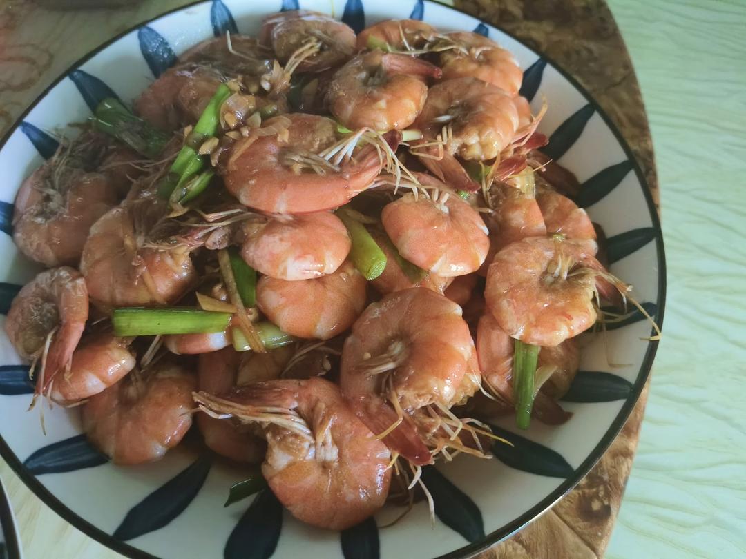听说这是小朋友最爱吃的红烧虾🦐