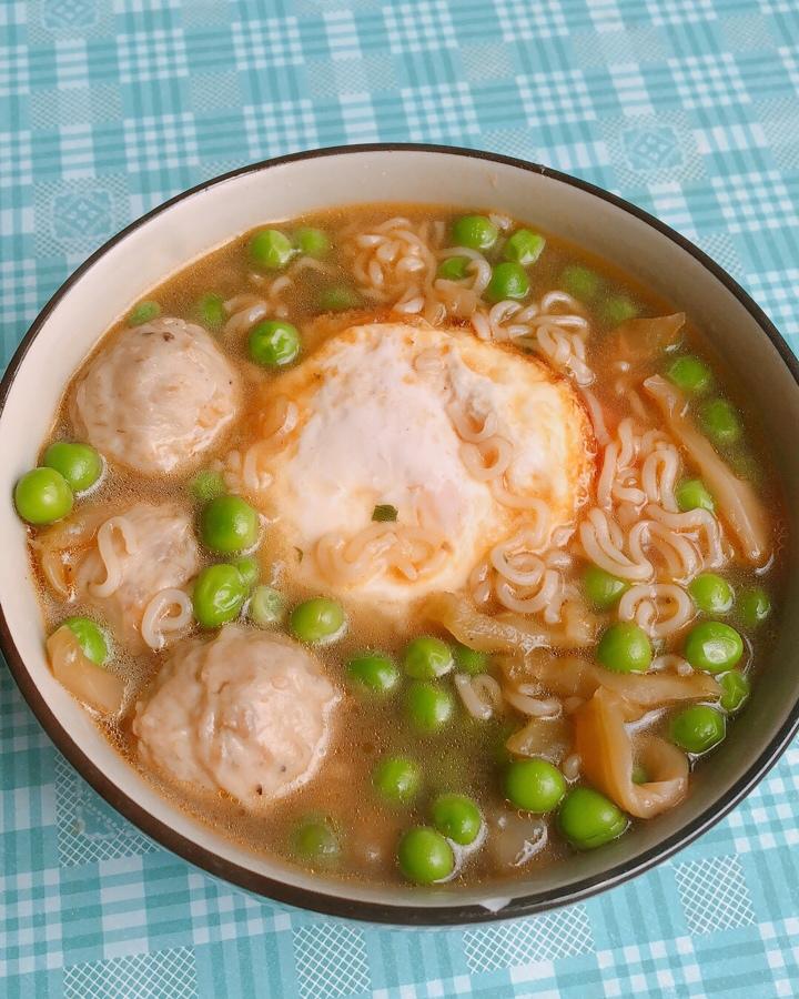 (*ω)鸡蛋香肠公仔面(出前一丁)的全部作品