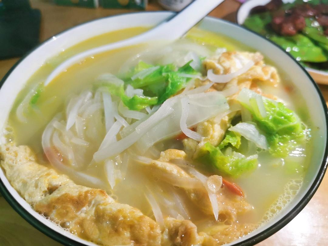 🌈冬天必喝的汤～萝卜白菜汤！简单又美味