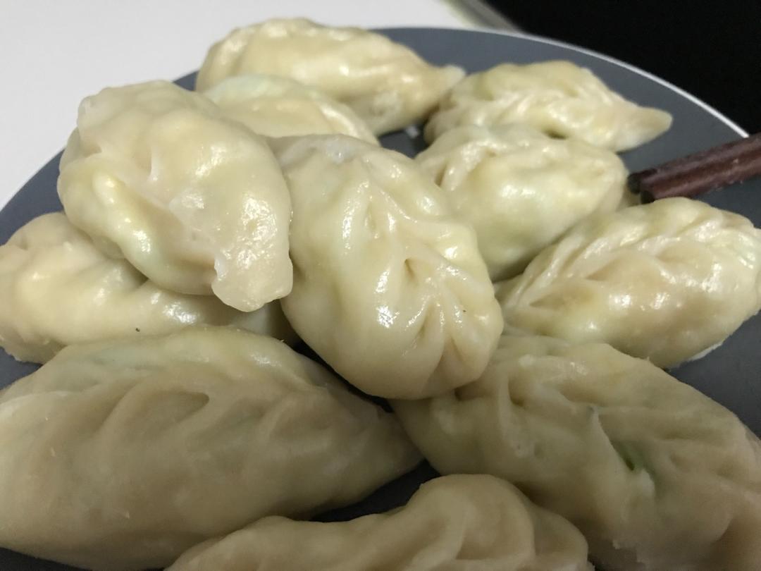 西葫芦烫面蒸饺