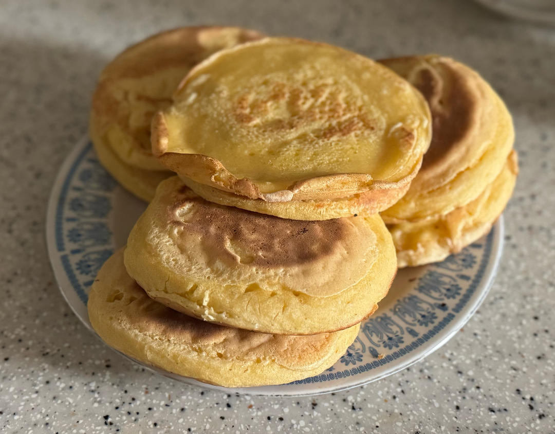 适合孩子的柔软小米饼