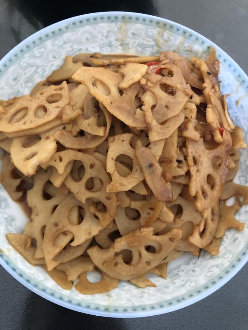 家常快手菜小炒藕丁真香