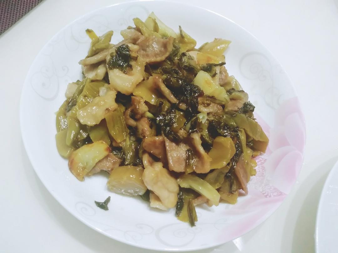 酸菜炒猪肉