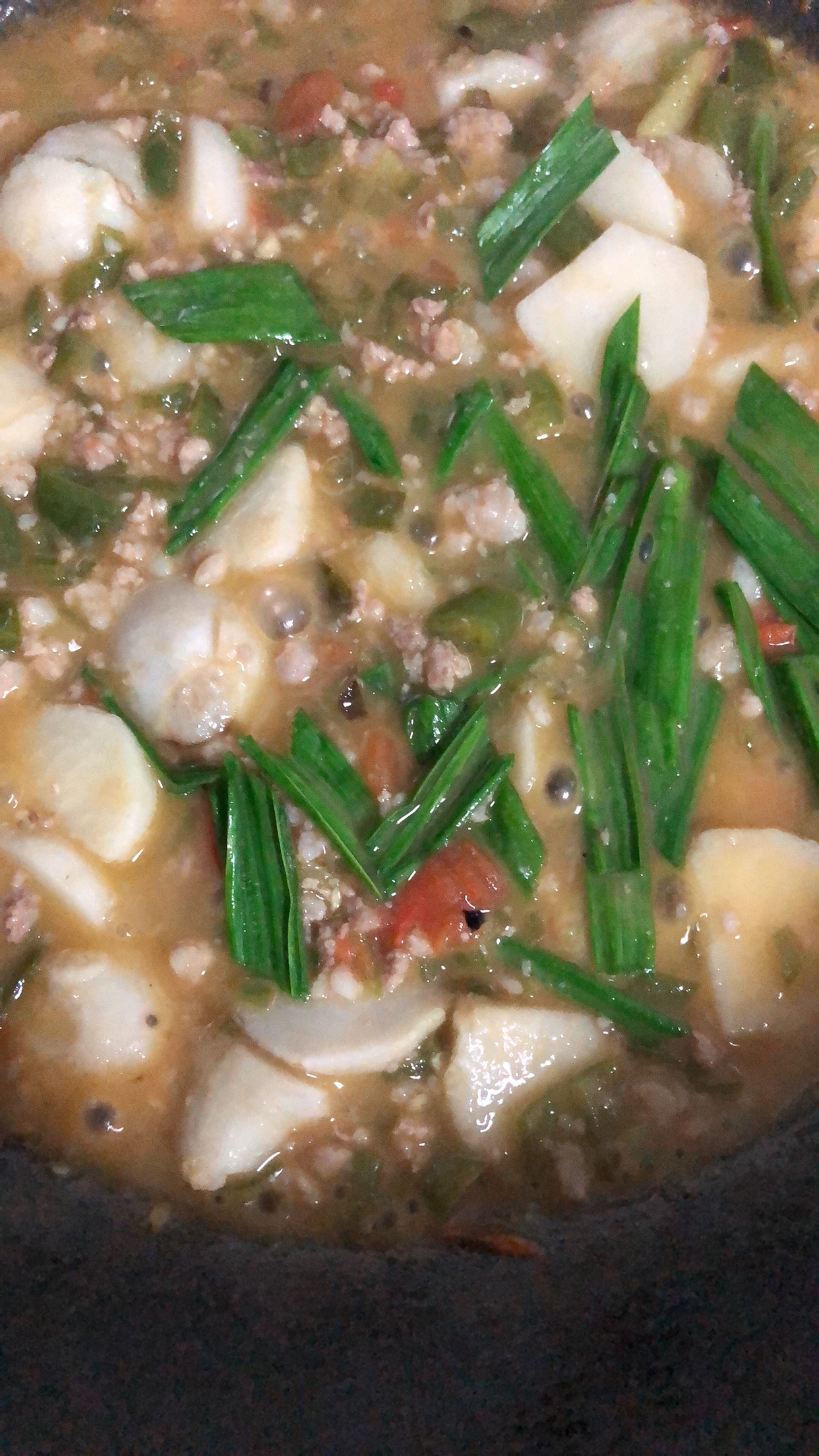 下饭神器肉沫青椒炖芋儿的做法