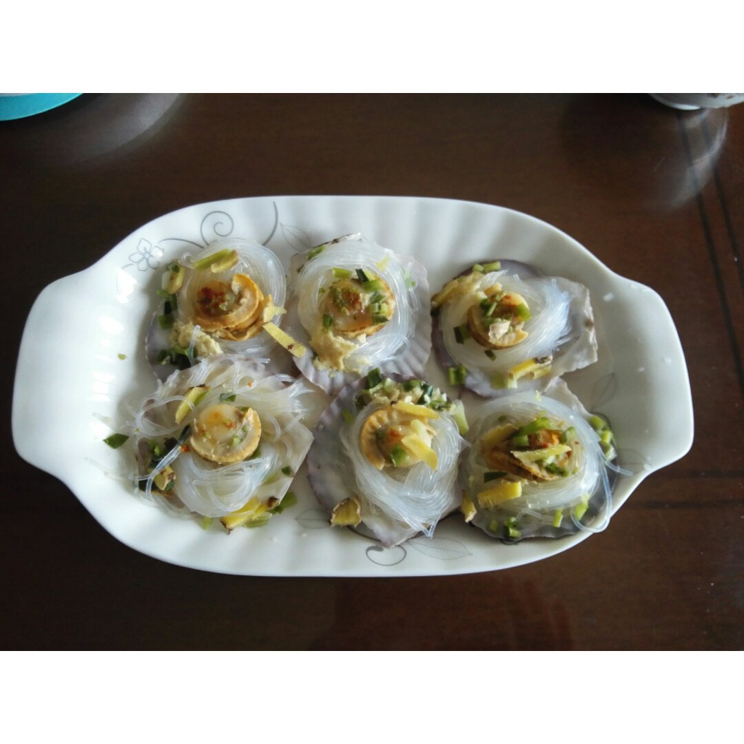蒜蓉粉丝蒸扇贝