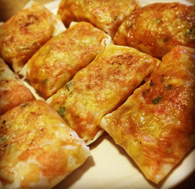 黄芽菜肉丝春卷