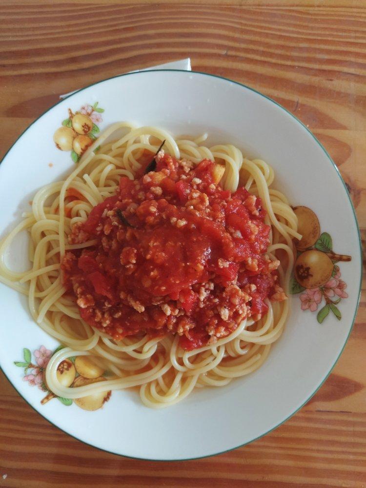 （完胜必胜客的）番茄肉酱意大利面～