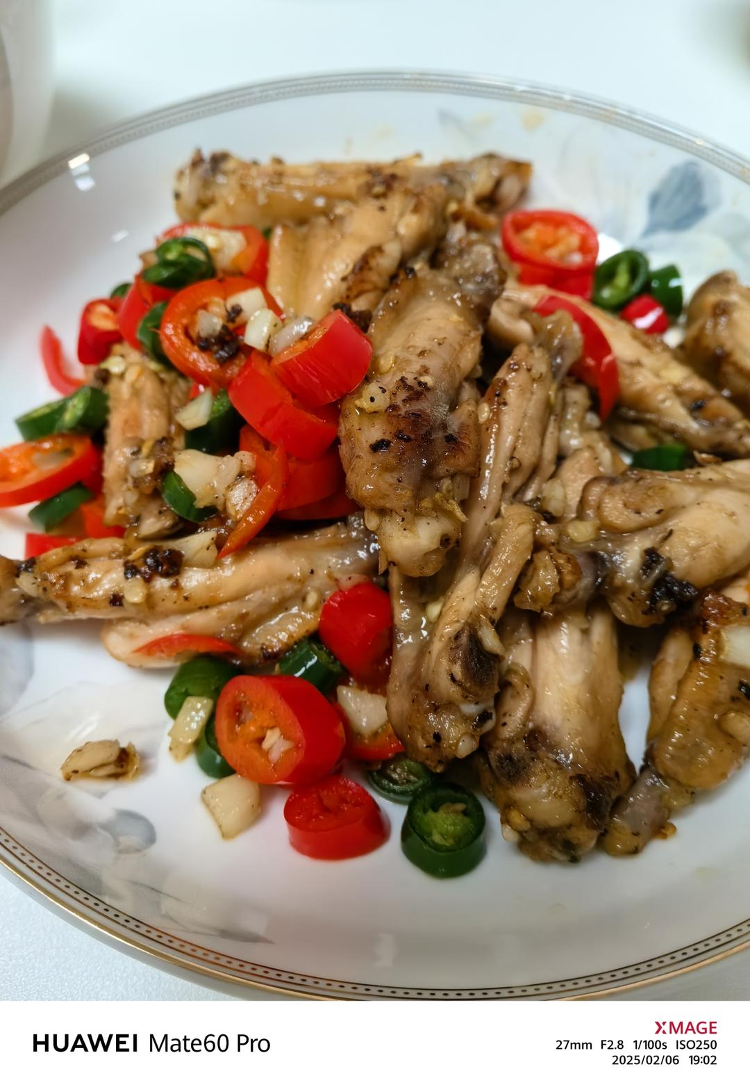 蒜香鸡翅，这才是鸡翅最好吃的做法