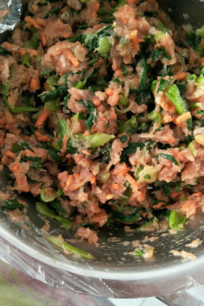青菜香菇肉馄饨
