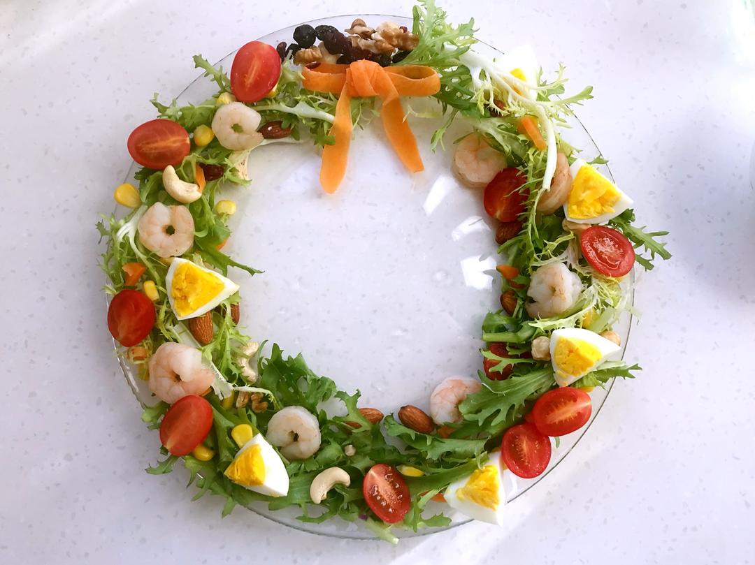 圣诞蔬菜花环沙拉