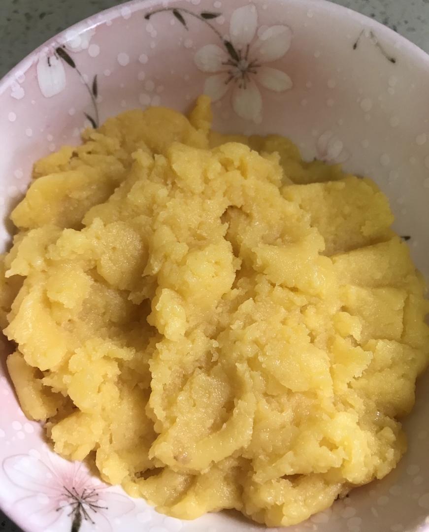 细腻的奶黄馅（适合懒人的简单制作方法）