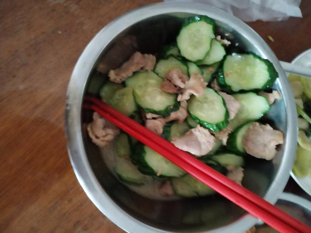 黄瓜炒肉