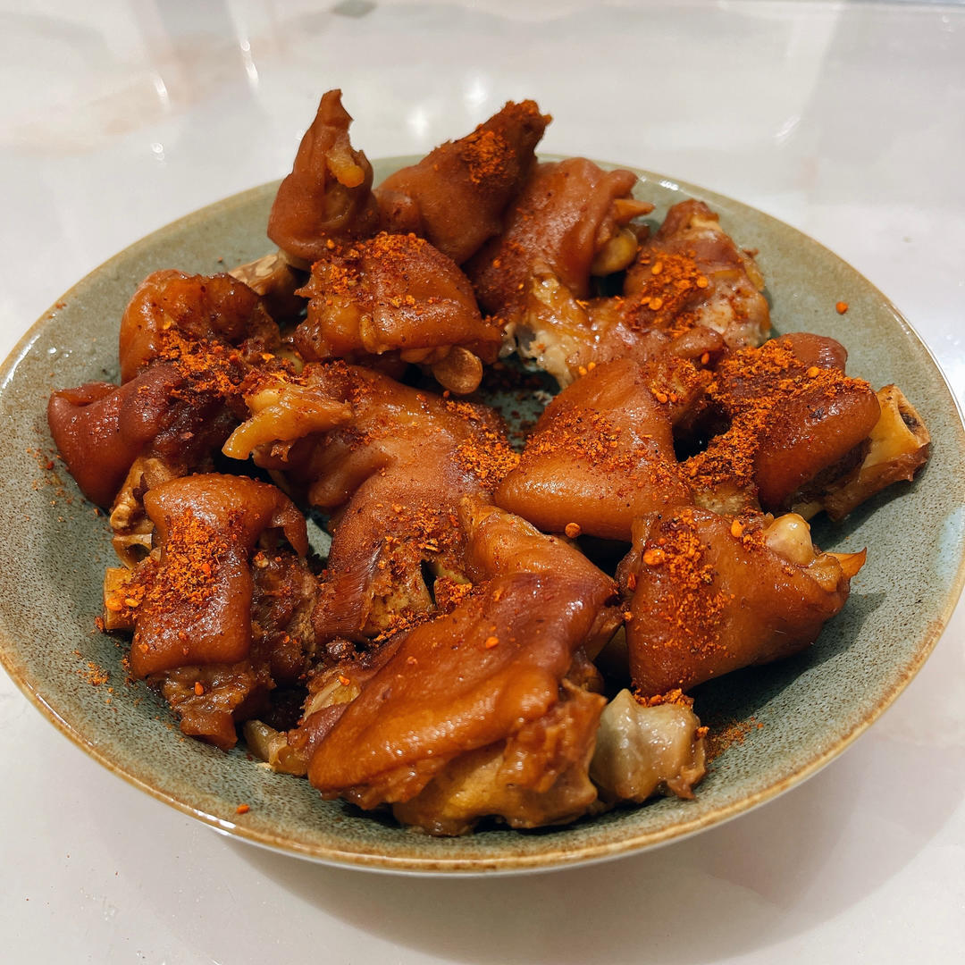 香酥烤猪蹄