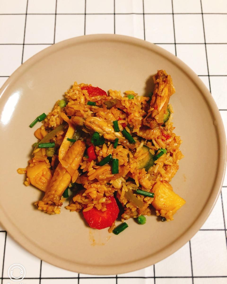 咖喱鸡翅焖饭