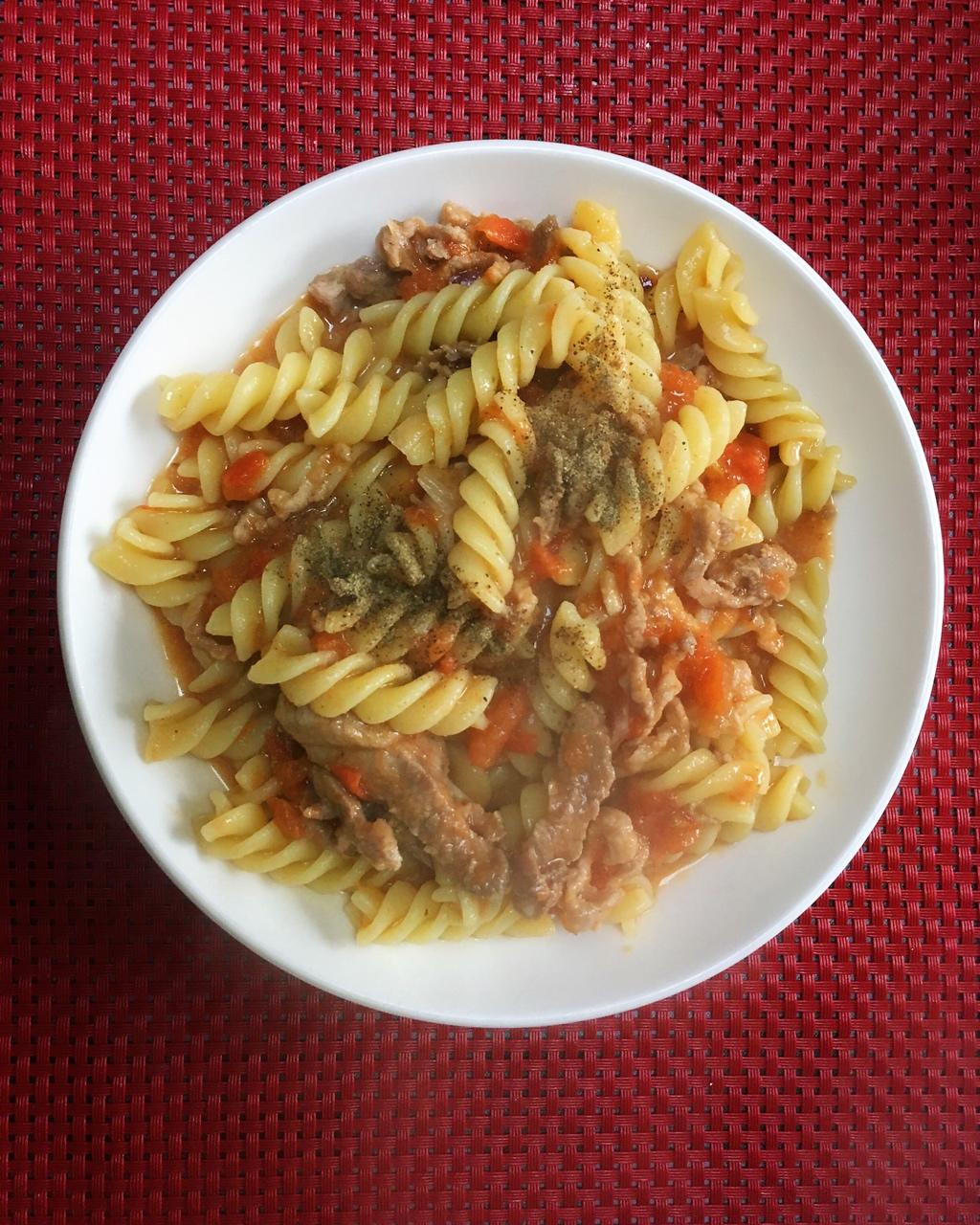 番茄肉酱意大利面