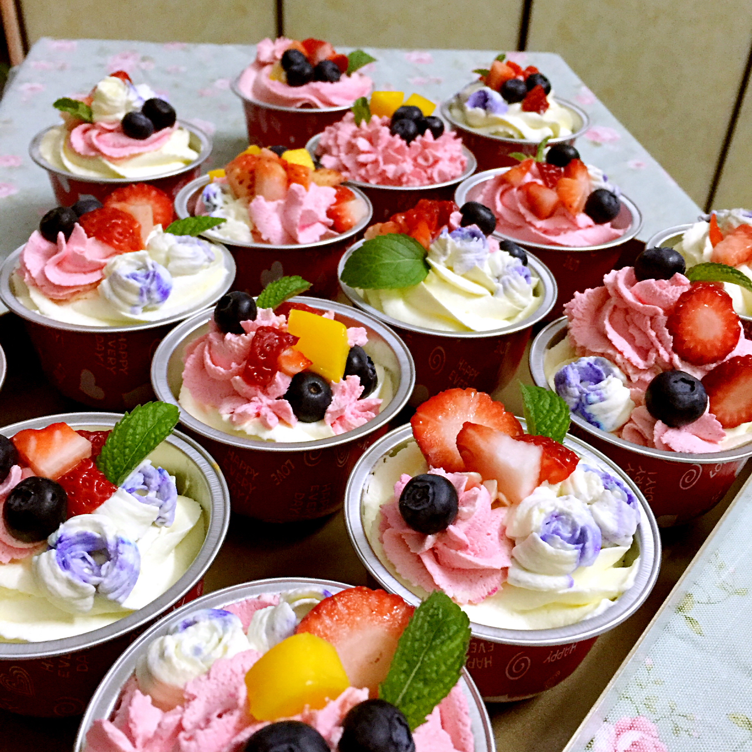 软绵绵戚风纸杯蛋糕